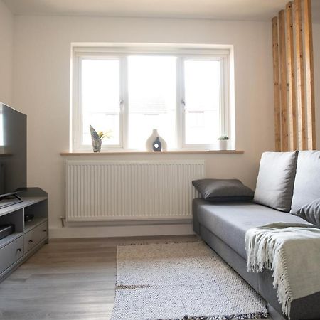 Dorset Stylish Apartment Poole Bagian luar foto