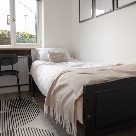 Dorset Stylish Apartment Poole Bagian luar foto