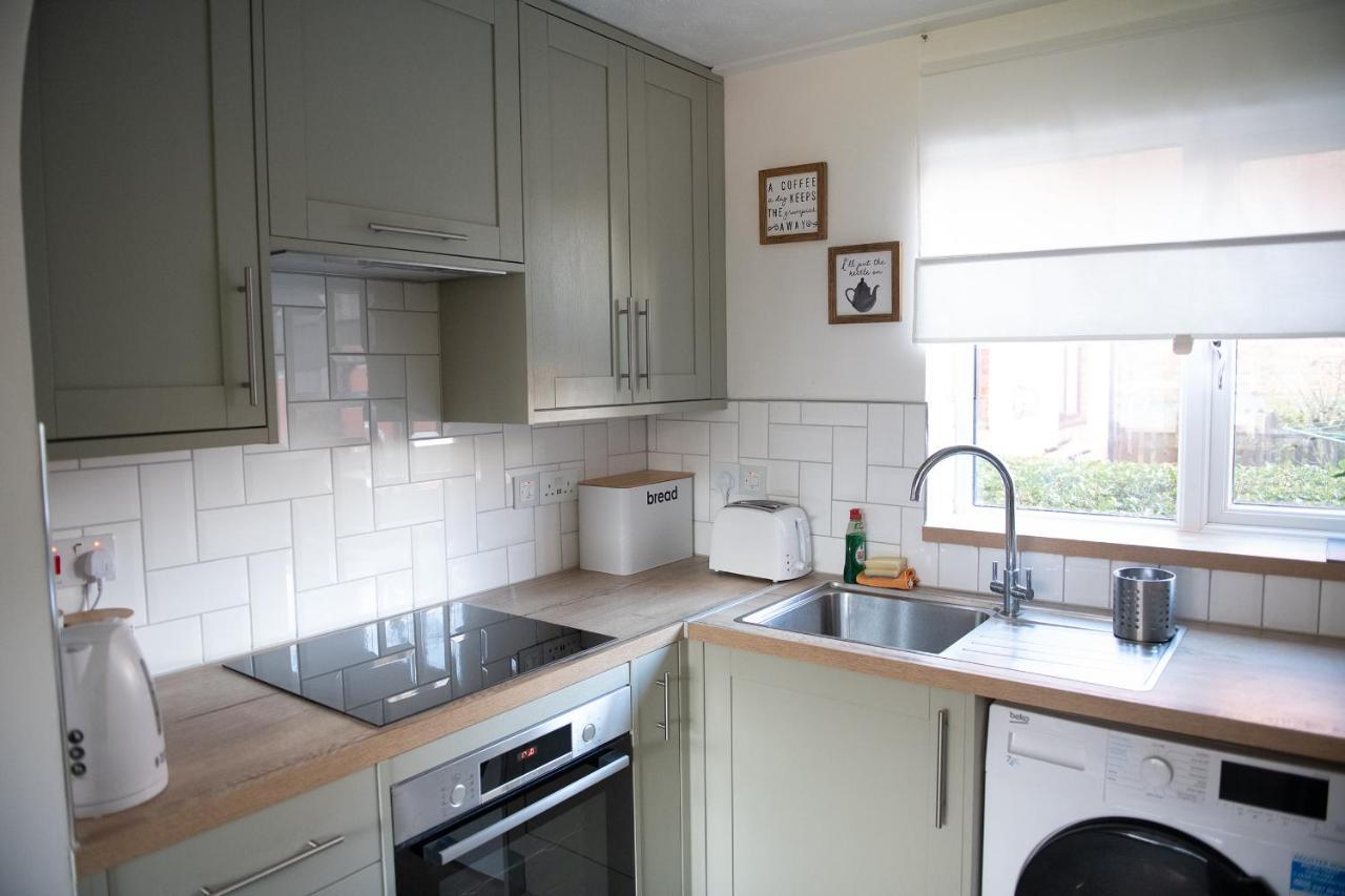 Dorset Stylish Apartment Poole Bagian luar foto