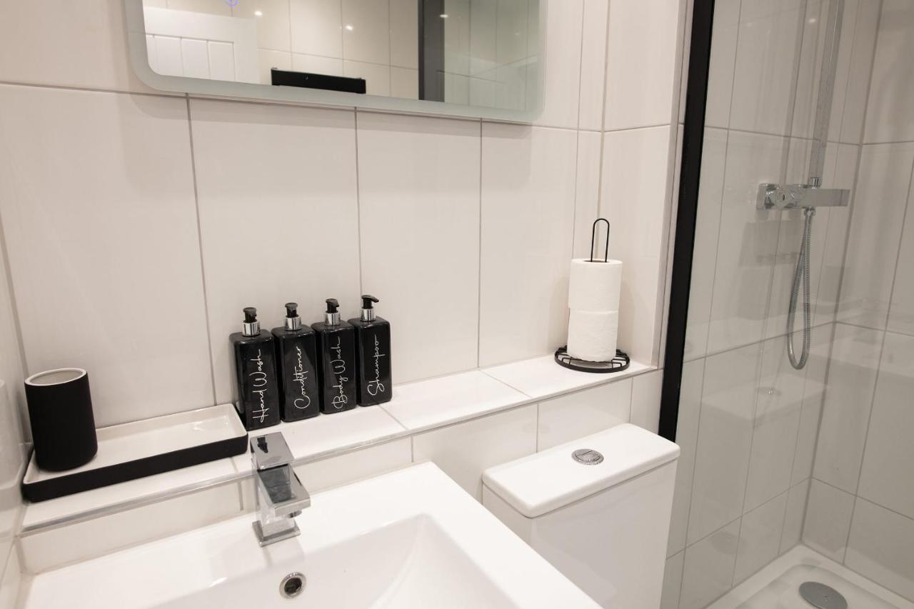 Dorset Stylish Apartment Poole Bagian luar foto