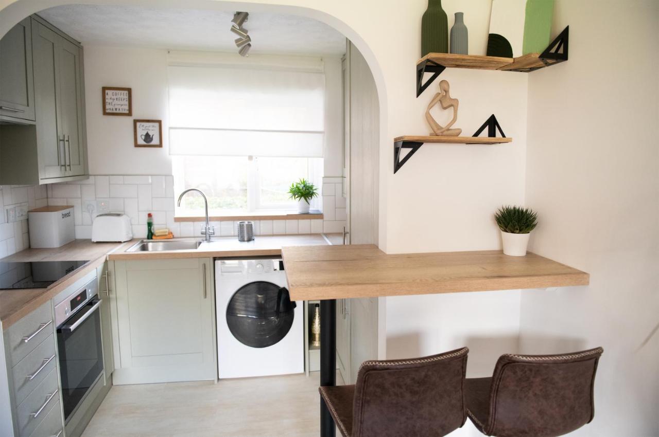 Dorset Stylish Apartment Poole Bagian luar foto
