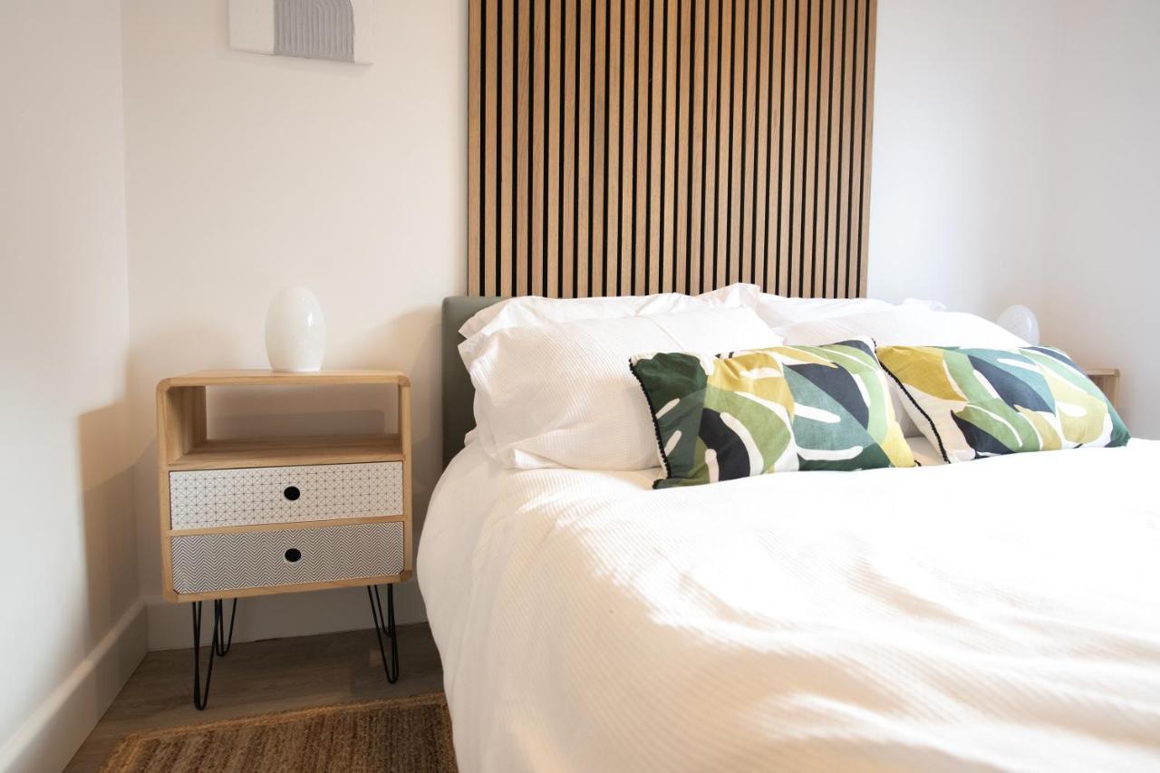 Dorset Stylish Apartment Poole Bagian luar foto