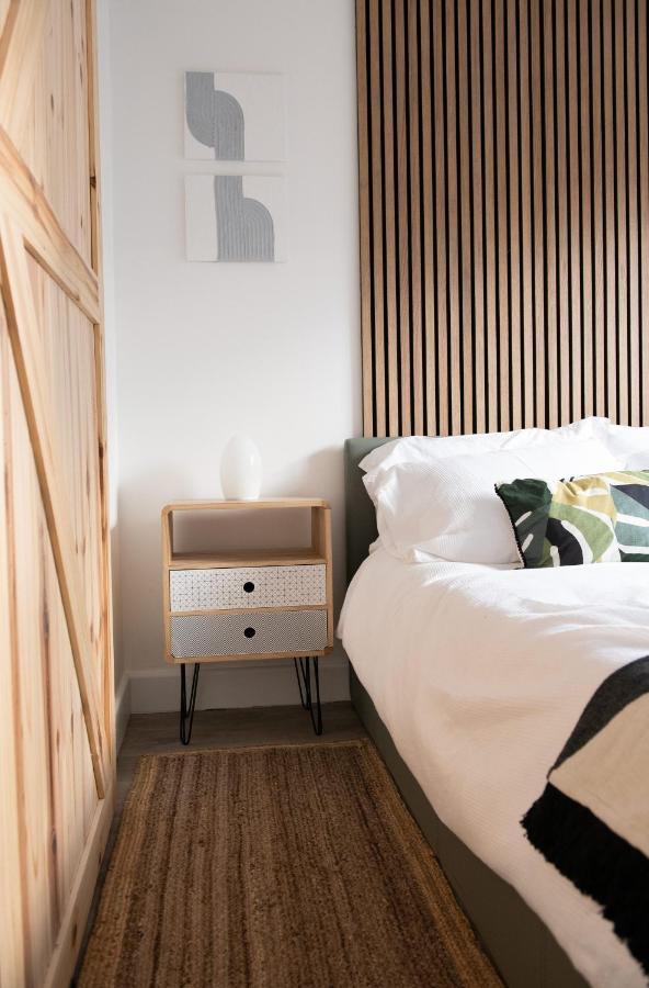 Dorset Stylish Apartment Poole Bagian luar foto