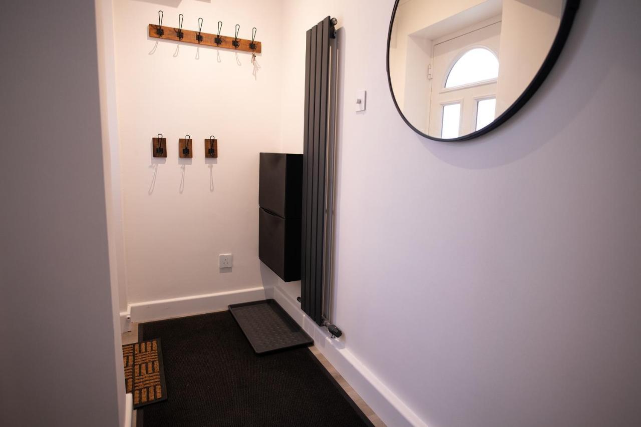 Dorset Stylish Apartment Poole Bagian luar foto